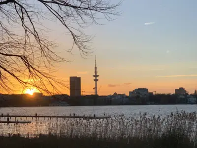 A partire da 75 € a persona in camera doppia con prima colazione